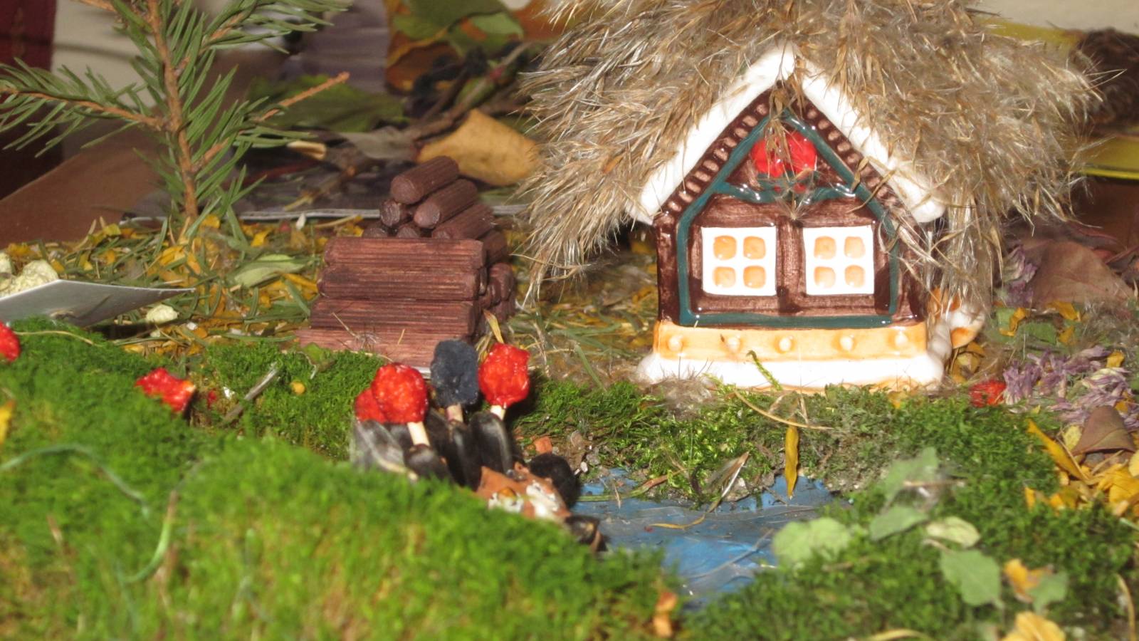 Осенние поделки 2011 год - Поделки ребят.
